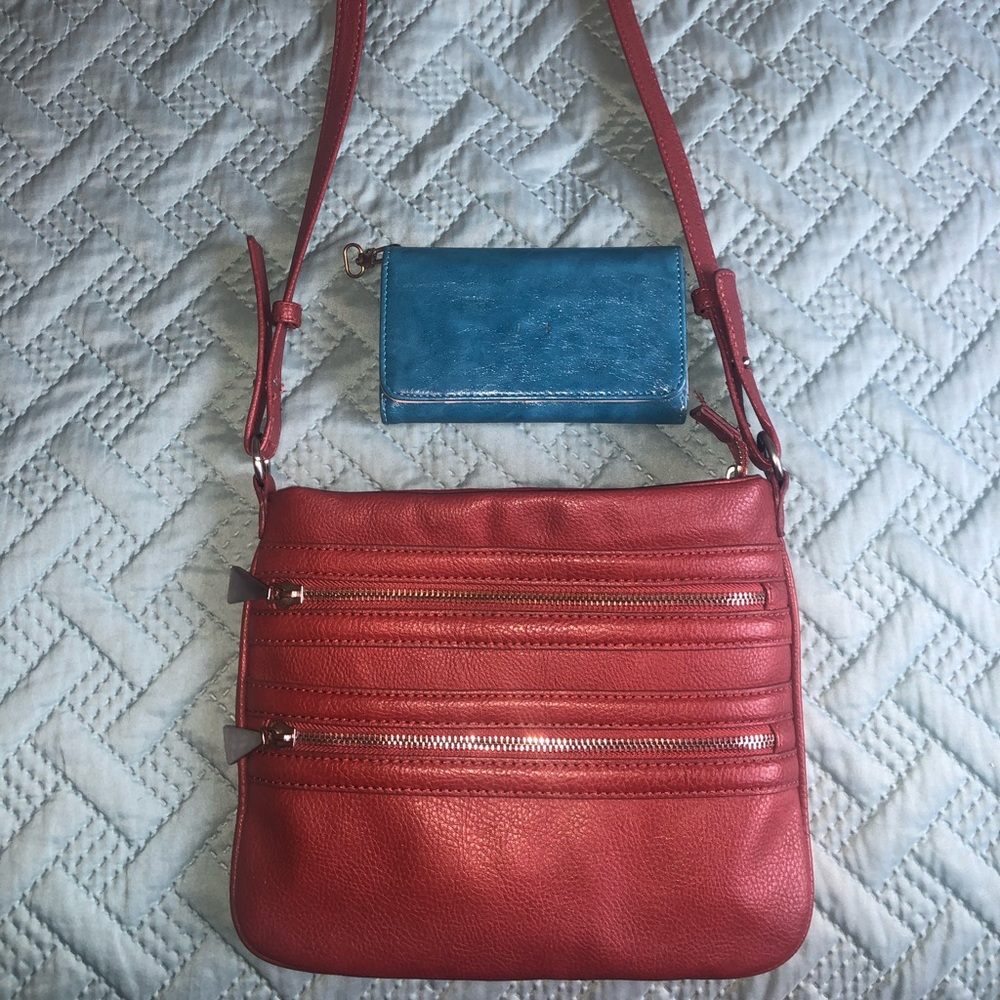 Two purses.